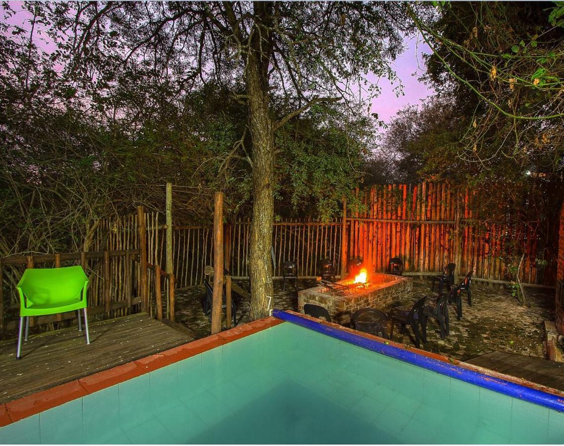 Kruger Wild Dog Inn Marloth Park Exteriér fotografie